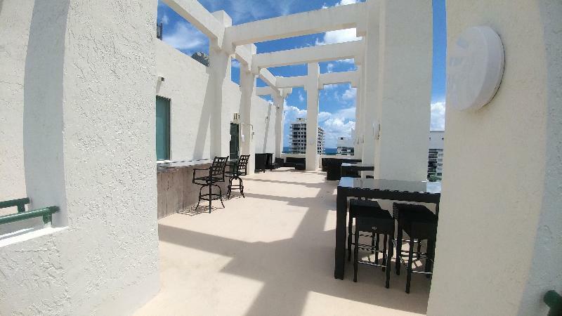 The Casablanca On The Ocean West Tower Hotel Miami Beach Exterior foto