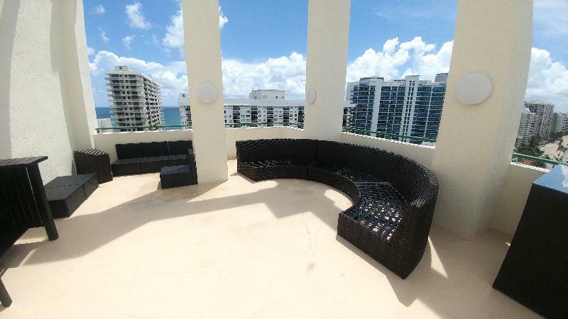 The Casablanca On The Ocean West Tower Hotel Miami Beach Exterior foto