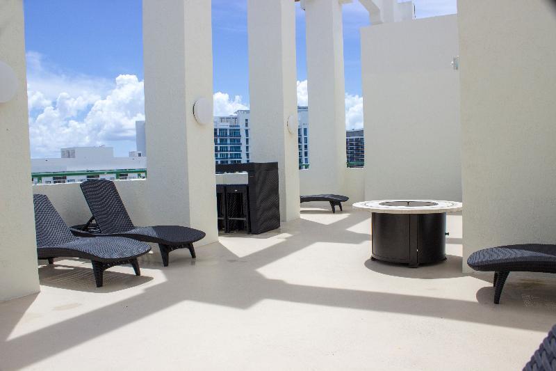 The Casablanca On The Ocean West Tower Hotel Miami Beach Exterior foto