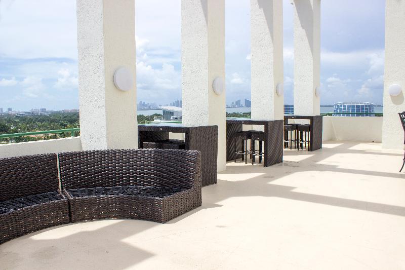 The Casablanca On The Ocean West Tower Hotel Miami Beach Exterior foto